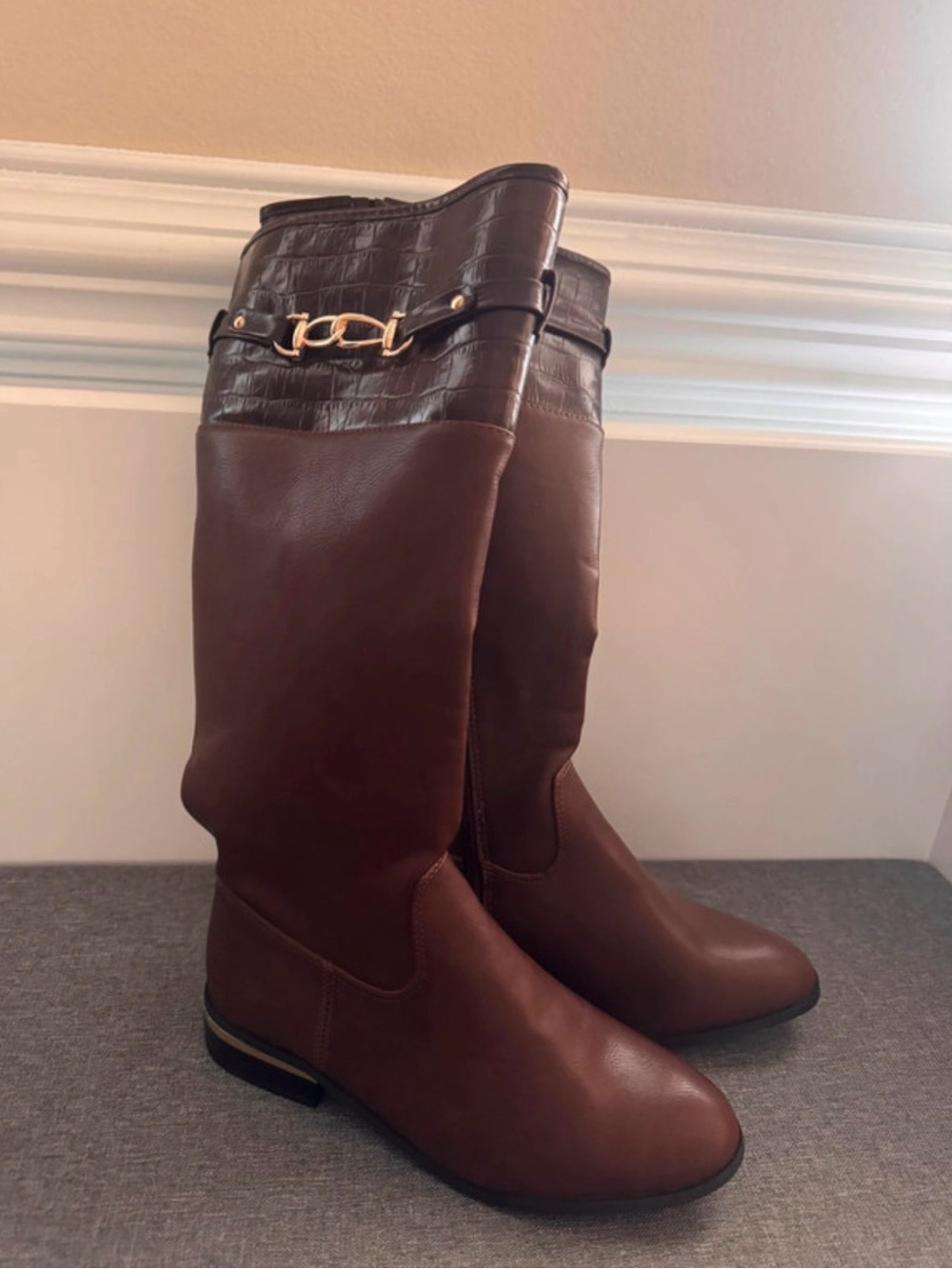 Brown Knee-High Riding Boots with Gold Chain Accent